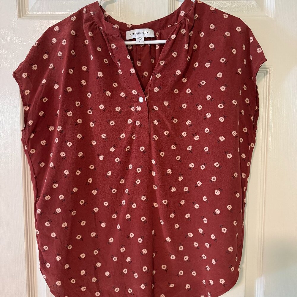 Amour Vert Burgundy Floral Print Blouse - Size S
